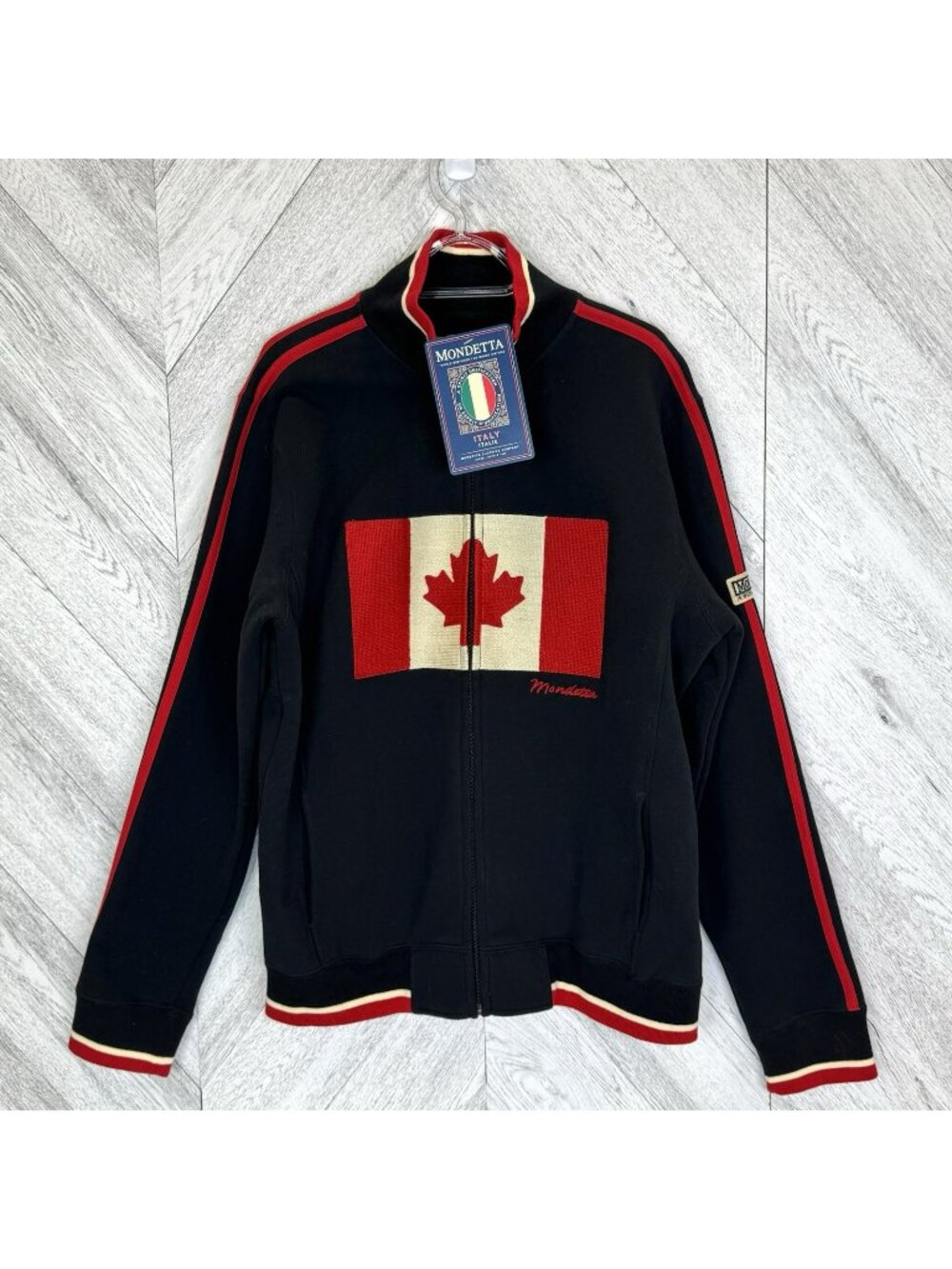 NWT Mondetta Canada Flag Full Zip Fleece Jacket Black Red Mens Large Embroidered